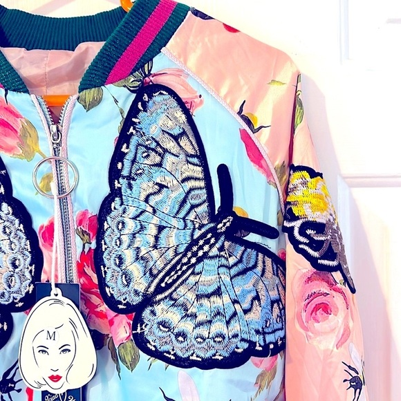 NWT Women’s Xiao Wei Silk Blue & Pink Embroidered Butterfly Bomber Jacket Size M - Picture 4 of 8